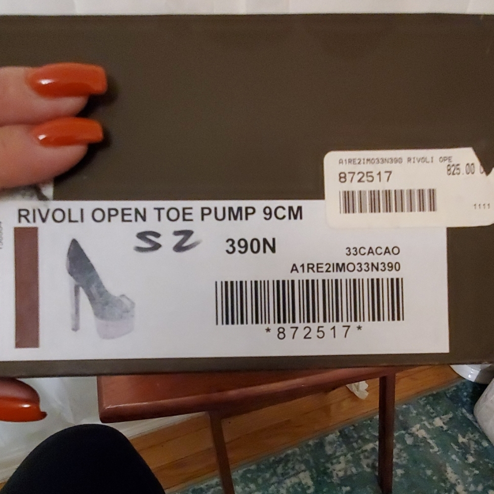 Louis Vuitton  Shoes - Picture 5 of 7